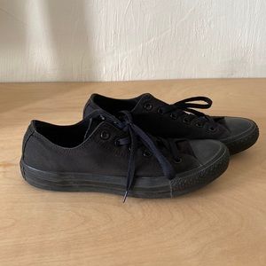 Black low top Converse All Stars